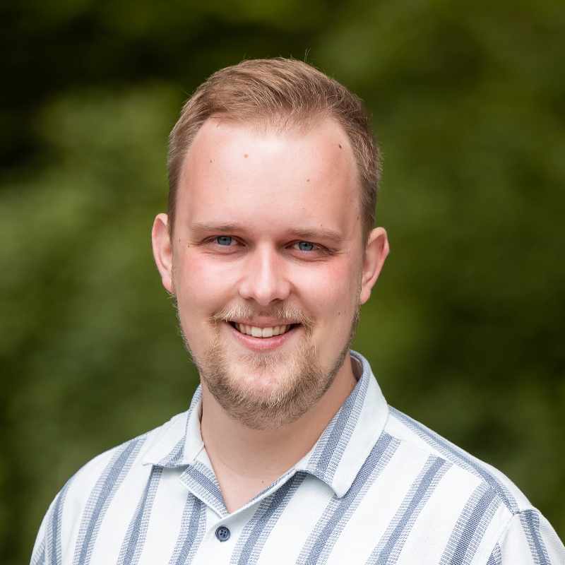 Niklas Hellmann